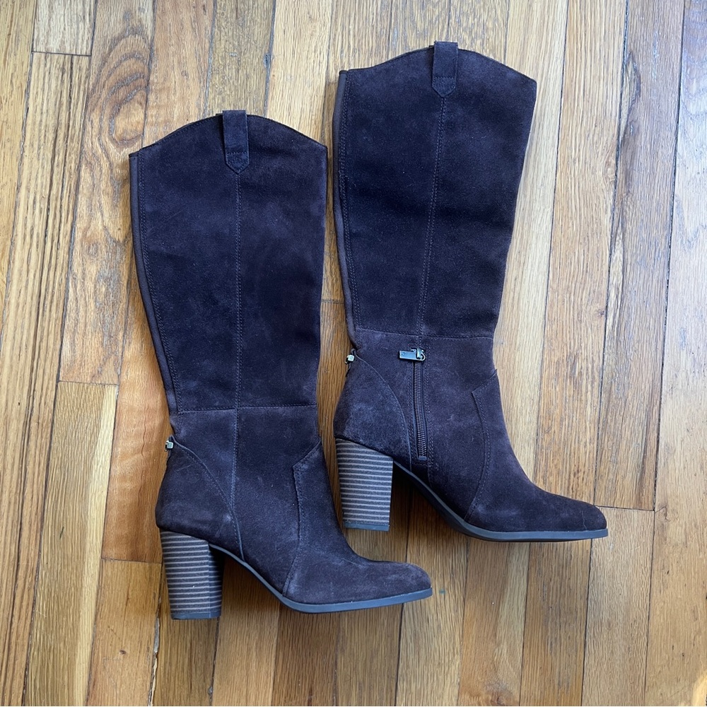 Koolaburra by Ugg brown heeled suede boots